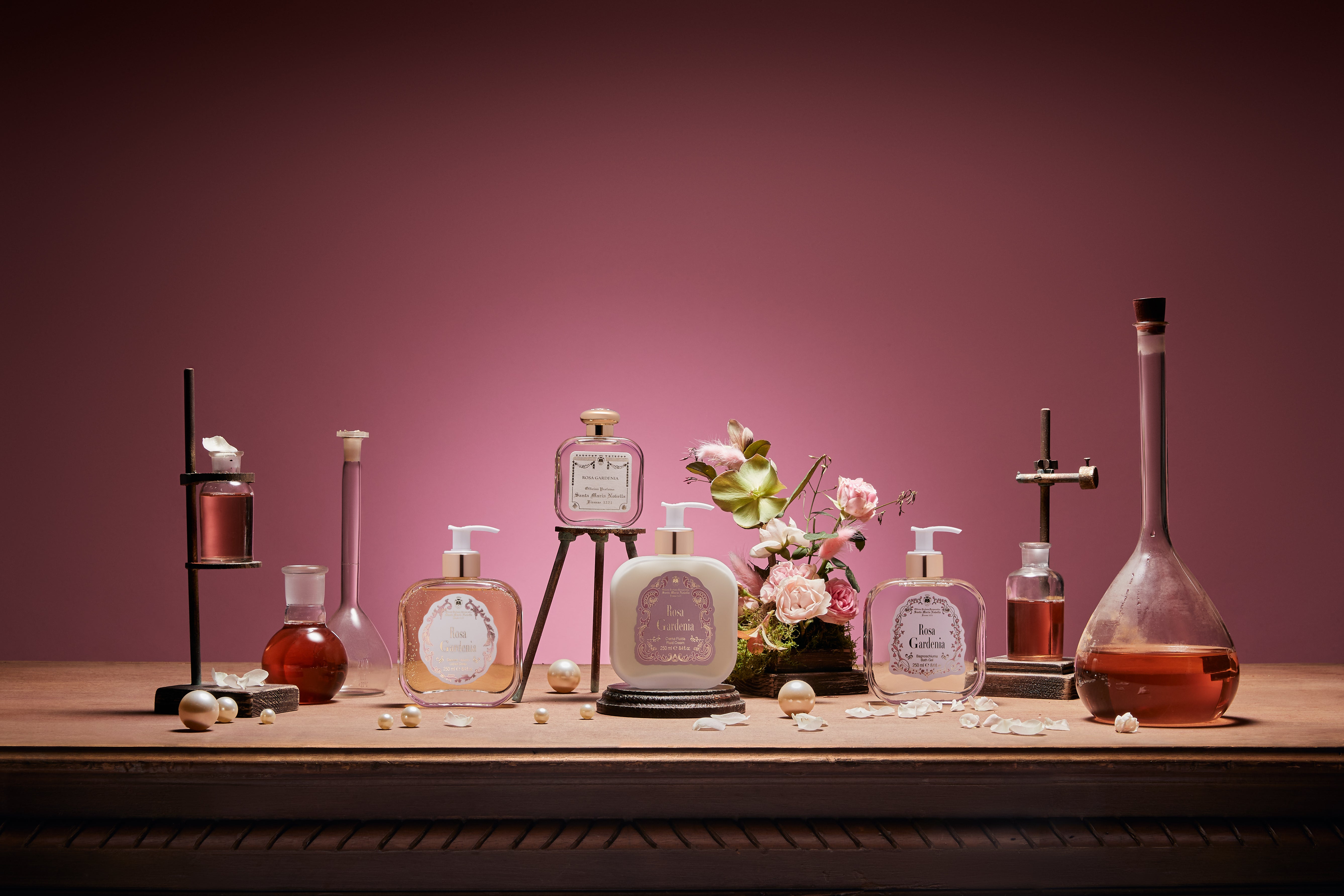 Santa Maria Novella Rosa 香水と石鹸セット Santa Maria Novella Rosa 香水と石鹸セット Santa Maria Novella Rosa