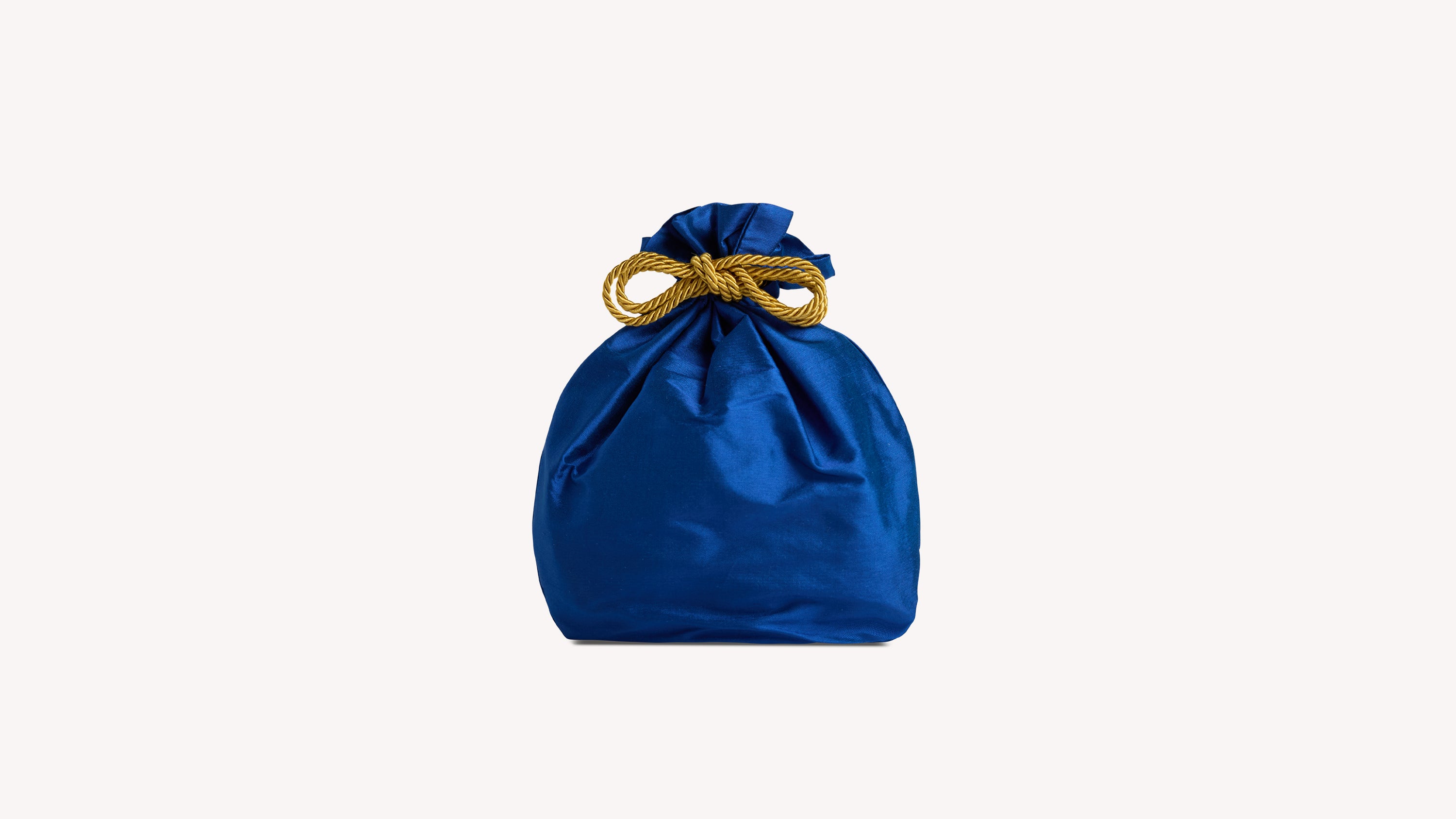 Pot Pourri in Silk Purse